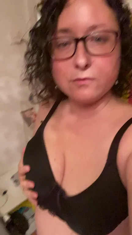 Pants Off or I Rip 'Em? Epic MILF Titty Drop 😈🍈🍈 [OC]