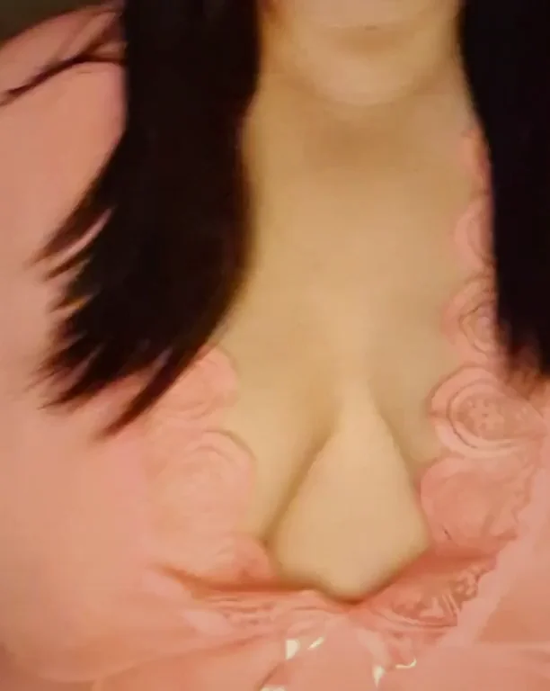 Hey lovelies, wanna see more