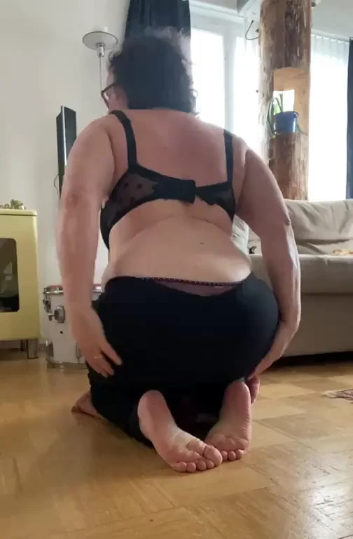 Thick MILF Thighs That'll Make Your Cock Throb Hard