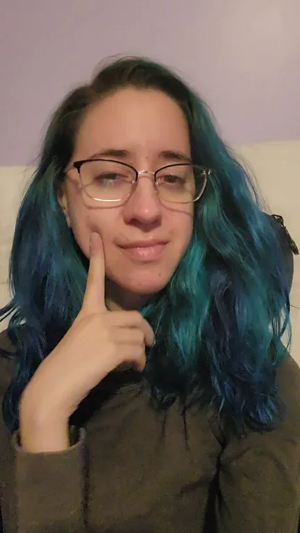 My chronic pain has been flaring up a lot this week. Send me some pain-free love, I could really use it. ??
