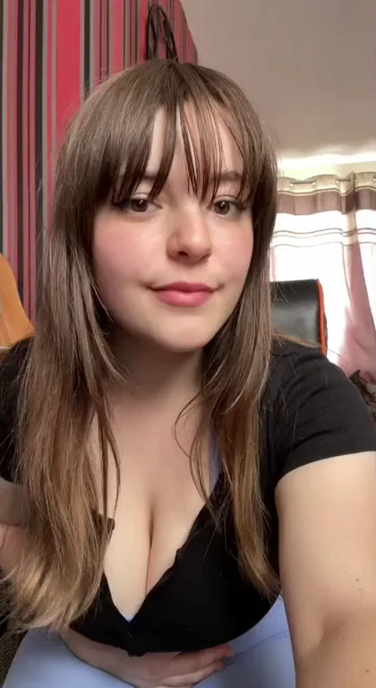 Gravity has taken its effect on my boobs, do you still like them? :p
