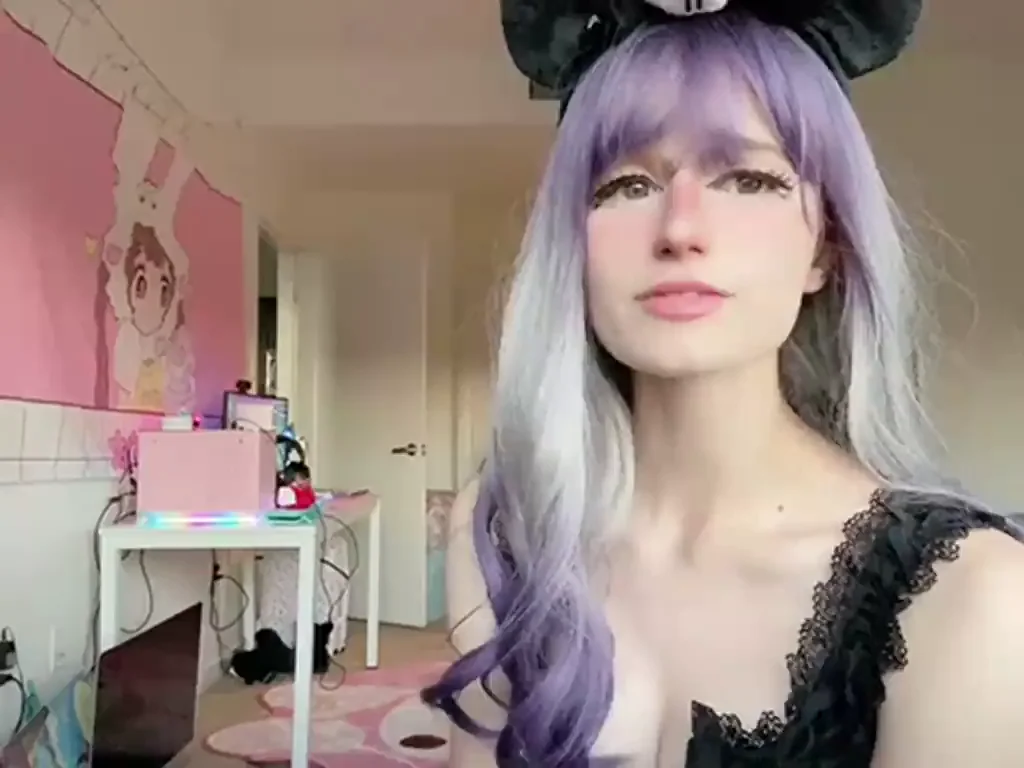 POV: you are left alone with your GFs kinky little sister