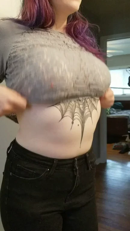 Tattooed Slut's Massive Tits Plop Out