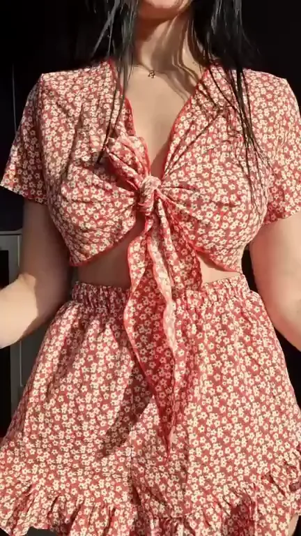 5'1" Tiny Slut with Massive Titties Tease & Reveal 🍒🔥