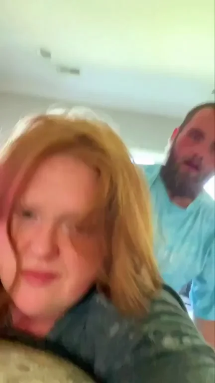 🔥 Redhead Slut Lovin' Couch Poundin' 😈