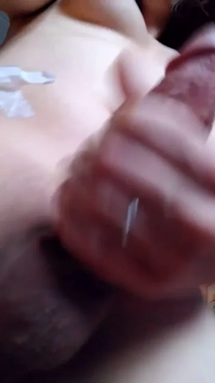 Girl-cum straight from the tap