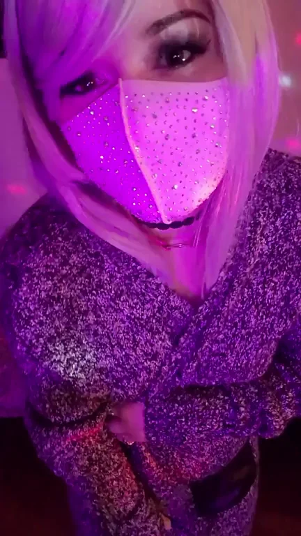what i'm wearing underneath my tiktok outfits...