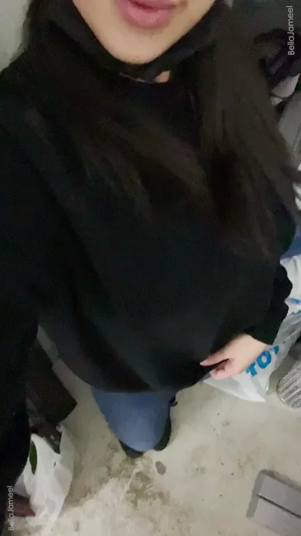 Sneaky Arab Babe Flashes Massive Tits While No One's Around 😈🍈🍈