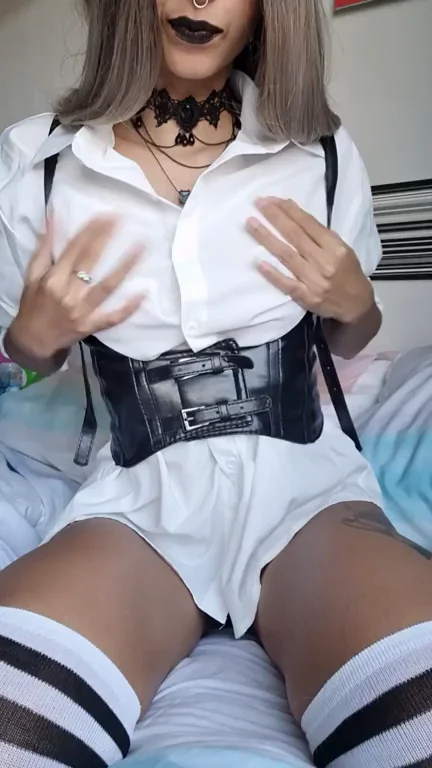 Would any older guy fuck me?