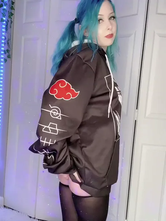 What do you like more? My hair or my ass?