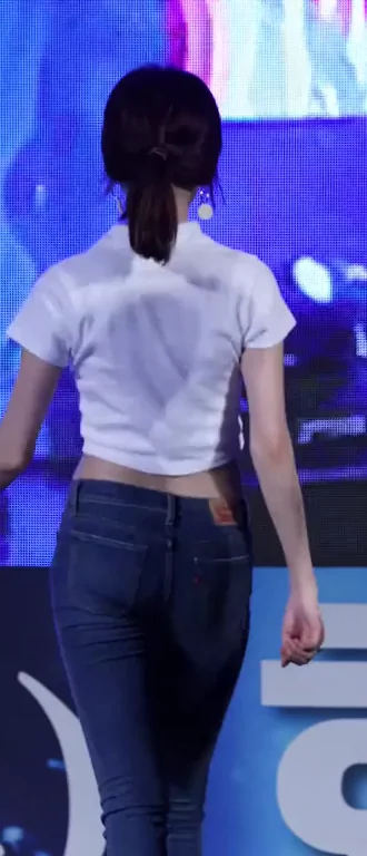 Ex-Gfriend - Yuju