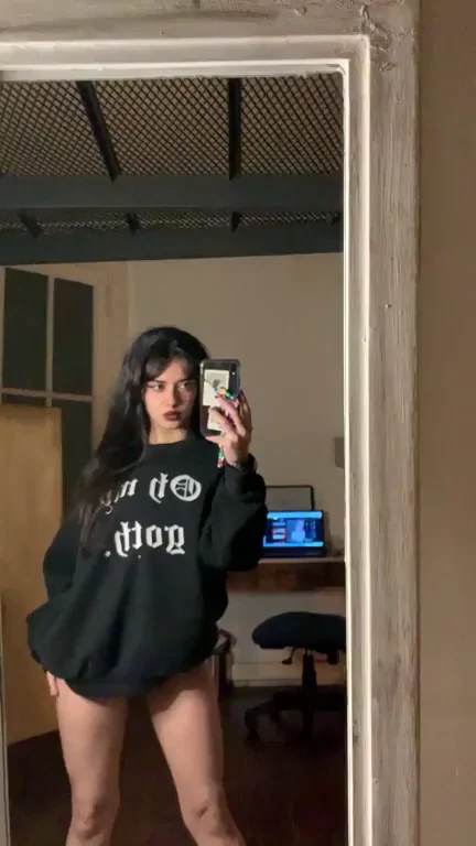 just checking if older guys like my body