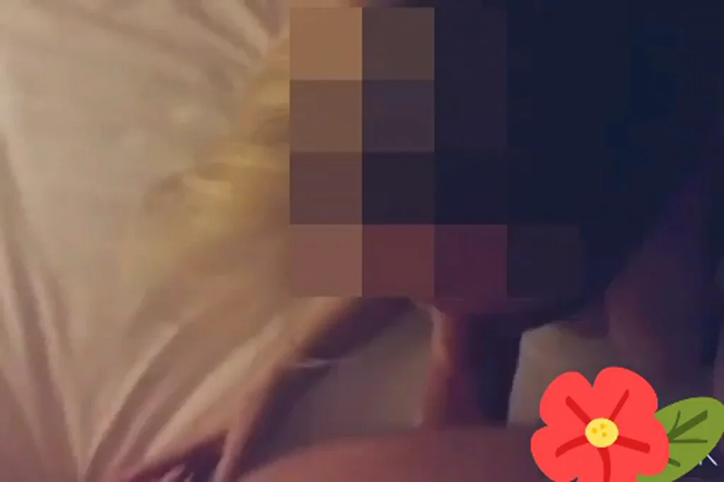🔥 Hotwife Slurps Stranger's BWC in Hotel - Quick Suck & Go! 👄🍆