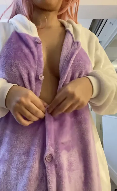 Neon Pink Hair Slut Teases in Unicorn PJs 😈🔥