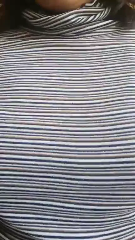 Sending nudes to everyone that talks to me promise