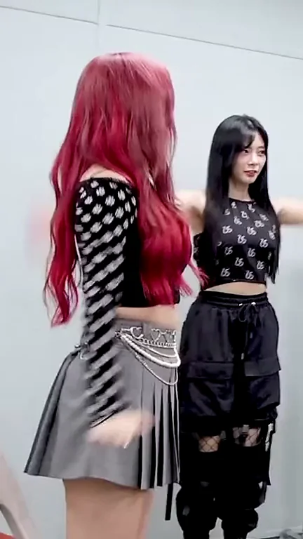 Dreamcatcher - Gahyeon & Handong