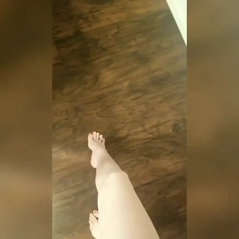 Pale former ballerina stems