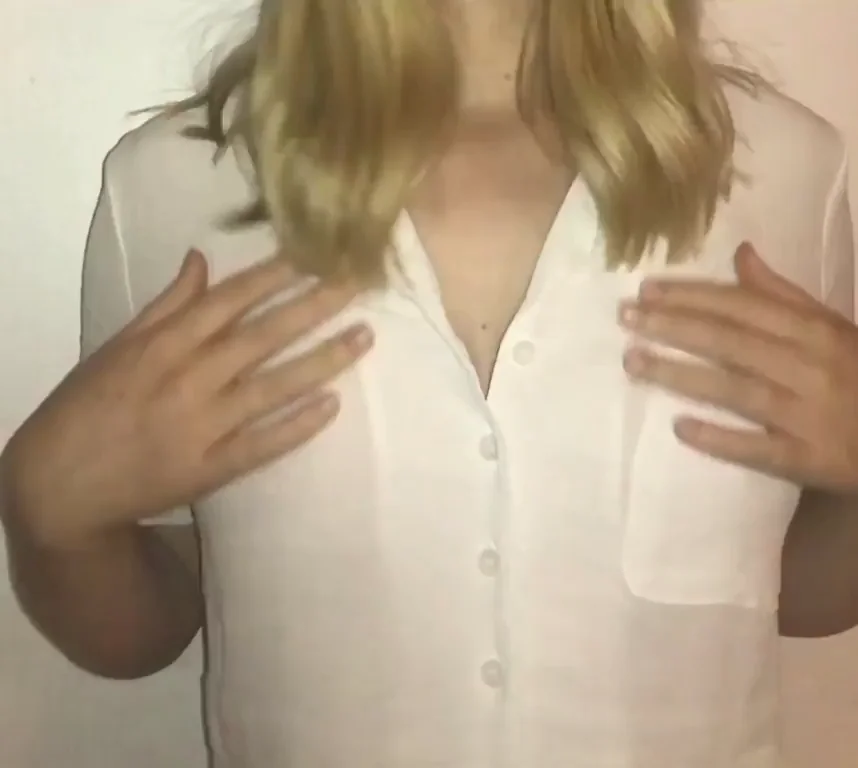 Blonde Babe's First-Time Titty Flash 😈🍒 (F)