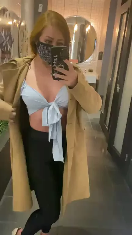 🔥 Teen Slut Strips Top Off in Public Bathroom Flash 💦
