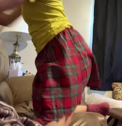 Come find me ? 20F, cute n sexy, posting daily, loves to chat ??? @pcola