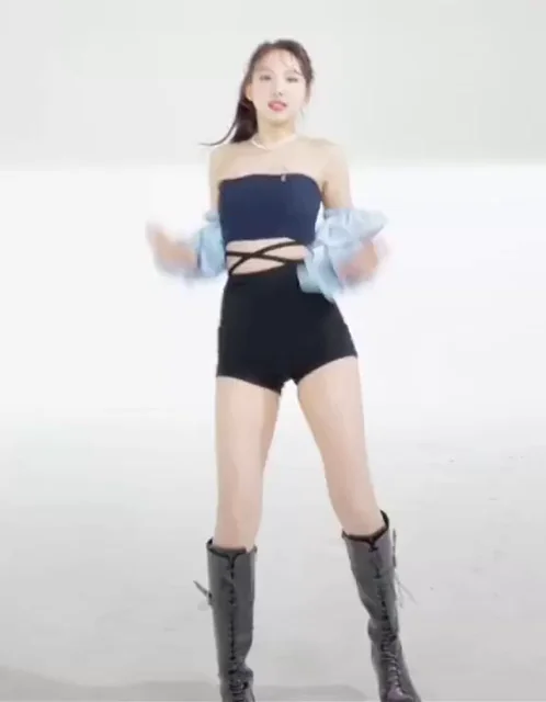 TWICE - Nayeon