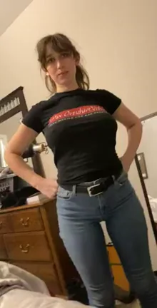 Hey it's my boobs ?