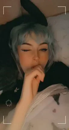 sleepy girl ahegao ?