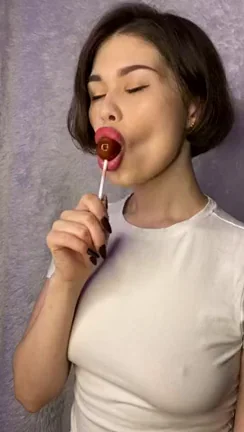 BIRTHDAY GIRL!! celebrate with me and get so much pleasure ?? FREE PAGE