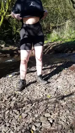 Booty looks great out in the sunshine ?