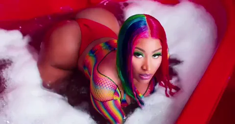 Nicki minaj bouncing that big phat ass of her ?