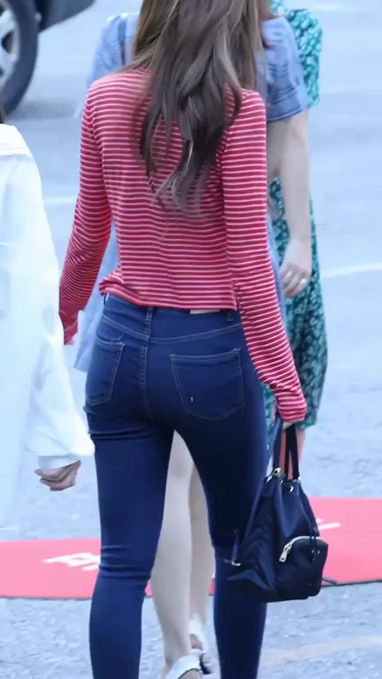 Seulgi's Juicy Ass 🍑 Red Velvet Kpop Fap Fuel 🔥