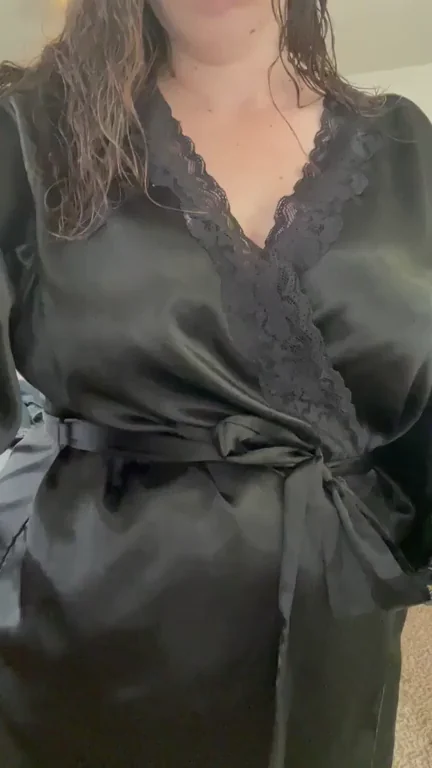 Getting ready for the day (f41)