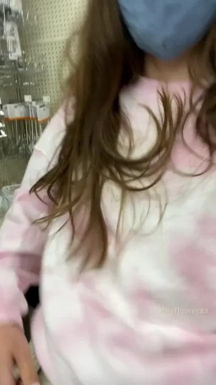 Masked MILF Lifts Skirt & Flashes Dripping Wet Pussy in Store 😈👅