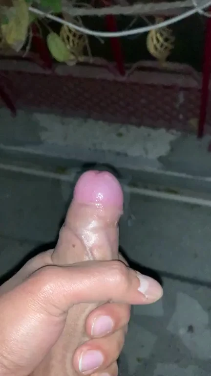 Smoking Barrel Cum(m)ing Madness Outdoors