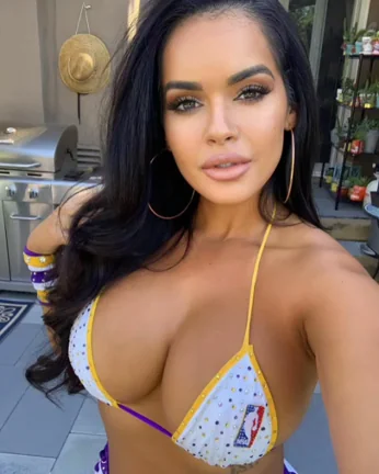 LOOK AT THIS BADDIE ... GET IT ASAP!!!! Porn GIF by Garcarius  RedGIFs