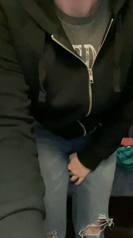 Hope you enjoy this teasing titty drop. [OC]