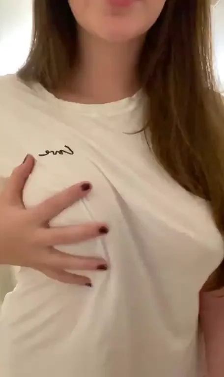 Would I win a wet t-shirt contest? (F)