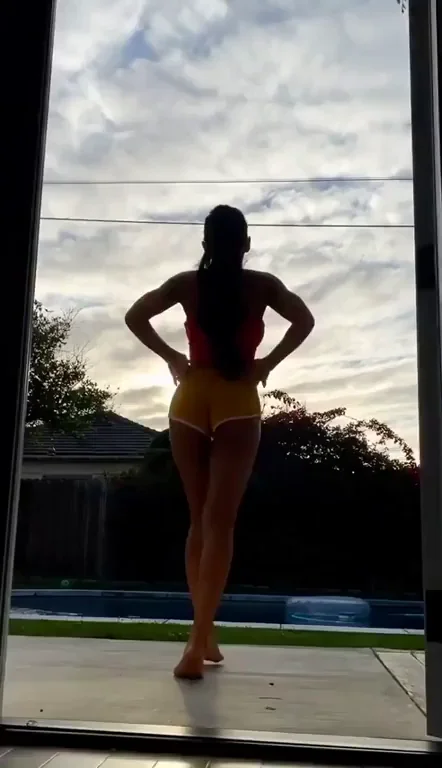 Sexy Slut's Poolside Bikini Tease & Ass 🍑💦