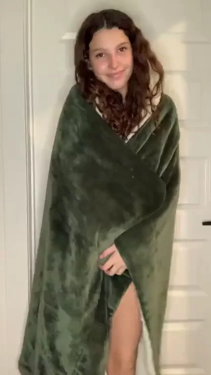 Merry Christmas Tease: Legal Teen's Fluffy Blanket Body Reveal