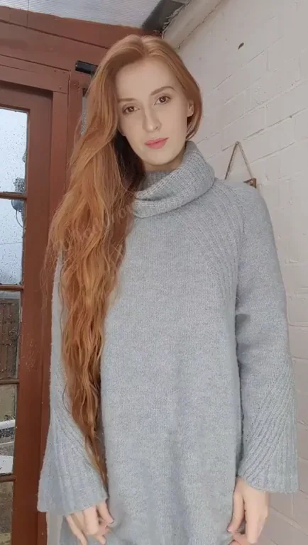 Can I grab your attention with whats under my jumper? (oc)