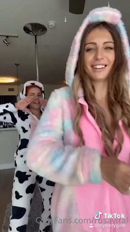 Stepsisters! ? (Their free album in Comments)