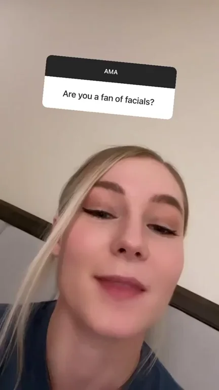 Blonde Streamer Slut Craves Facials 😍💦