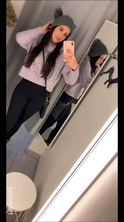 playing with my pussy in the changing room