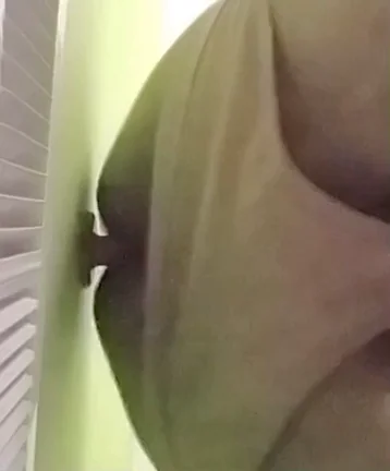 Riding Plug For 2 Minutes I Got So Wet (F)