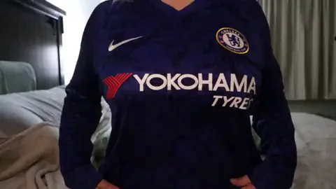 Come On You Blues! OC titty drop!