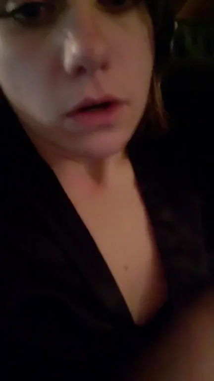 Peek-a-Boob Titty Drop 😍🍈🍈 OC