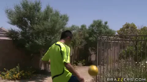Kieran's Soccer Ball Tease: Asa Akira Drains His Heavy Balls Poolside