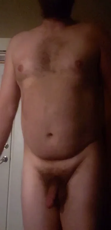 40 m 210 5 11. What do you think. Dad bod. Would love to be more in shape and I'm working on that