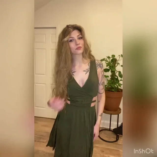 my hair has magic powers! one flip and everything disappears ?[oc]