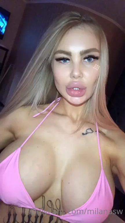 Grab her mega ?link in comments ?